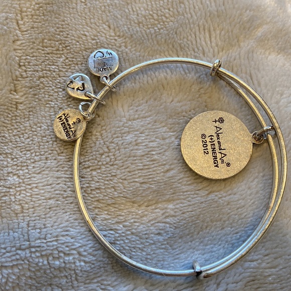 Alex and Ani “Thank You” Bracelet - Picture 2 of 3